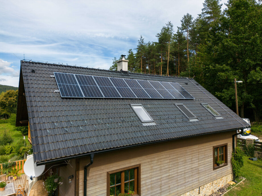 malá solární elektrárna na chatu