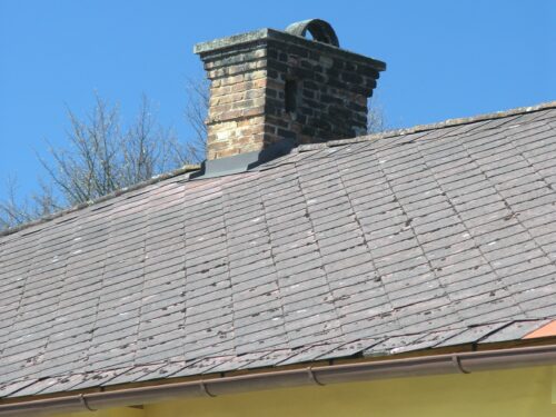 střecha s eternitem