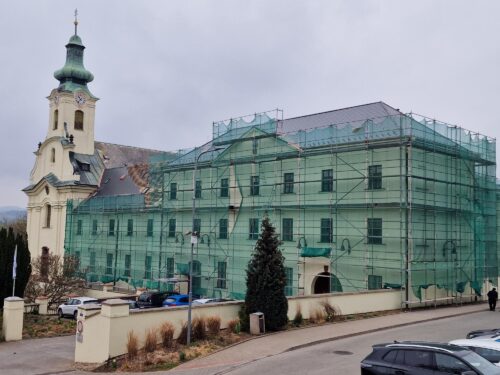 střecha s vláknocementovou krytinou